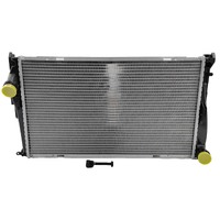 Radiator With Cap Fit For BMW 1 E82 E88 3 E90 E91 E92 E93 X1 E84 Z4 E89 2.0L 3.0L